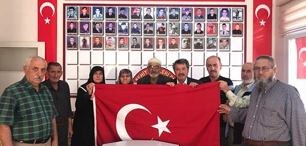 Konyalı şehit ailelerinden Barış Pınarı Harekatına destek