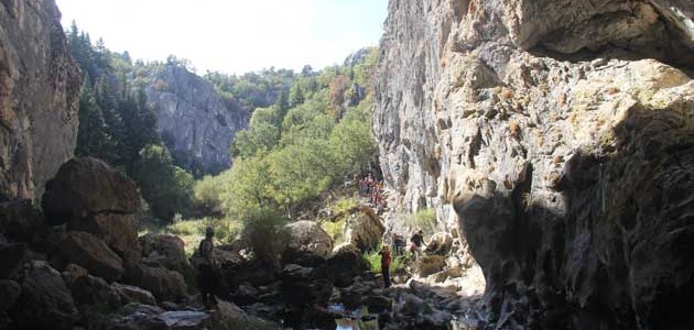 Çamlık Mağaraları doğa ve mağaraseverlerin ilgisini çekiyor