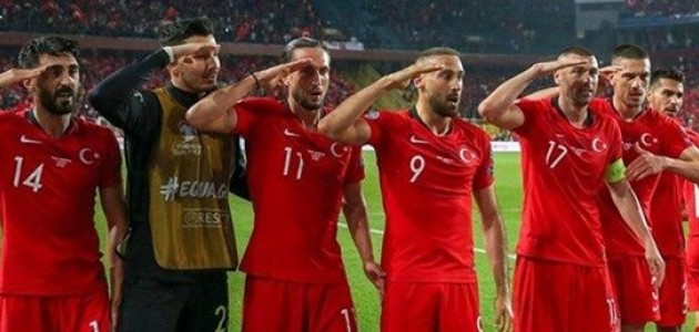 UEFA, millilerin gol sevincine soruşturma iddialarını yalanladı