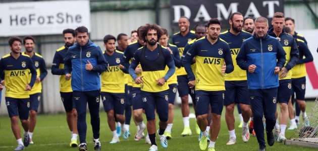 Konyaspor’u konuk edecek Fenerbahçe’de, hazırlıklar sürüyor
