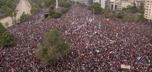 Şili tarihinin en büyük protestosu’ 7. gününde