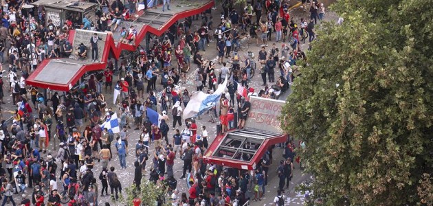 Şili’deki gösterilerde bugüne kadar 20 kişi hayatını kaybetti