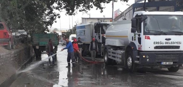 Ereğli’de Yeni Sanayi Sitesinin su kanalları temizlendi