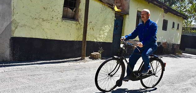 Ahmet Sorgun 54 yıldır bisiklet sevdasından vazgeçmedi