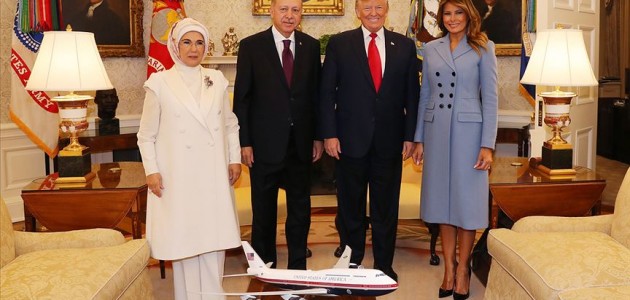 Trump, Erdoğan ile çekilmiş aile fotoğrafını paylaştı