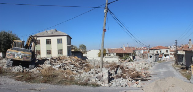 Konya’nın o ilçesinde kentsel dönüşüm için yıkımlara başlandı