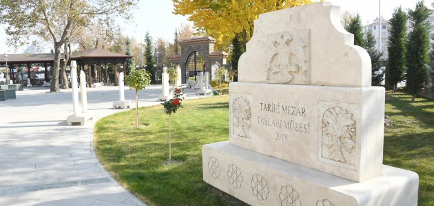 Konya Büyükşehir tarihi mezar taşlarına sahip çıkıyor