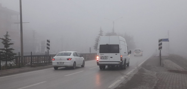 Konya-Ankara karayolunda sis etkili oluyor