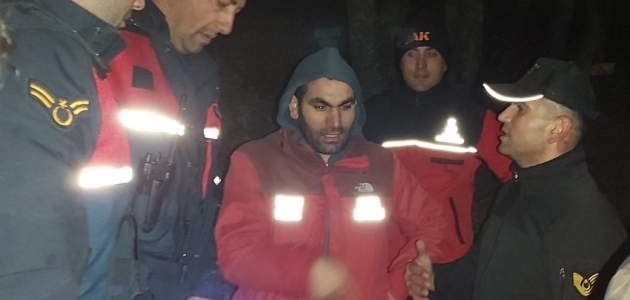 Uludağ’da kaybolan dağcı 7 saat sonra çıkardığı “teneke“ sesinden bulundu