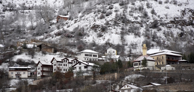 Gümüşhane’de 39 köy yolu kar nedeniyle ulaşıma kapandı