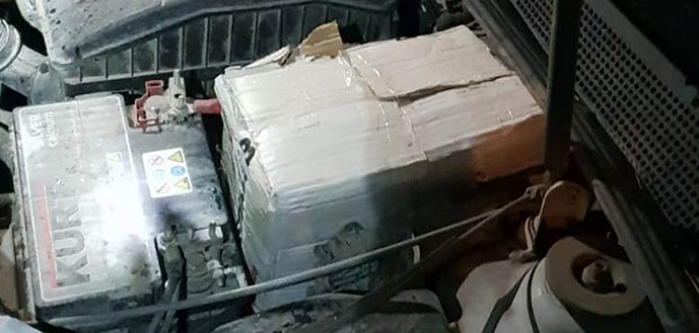 Konya’da araçlarında 10 ruhsatsız silah bulunan 2 şüpheli tutuklandı