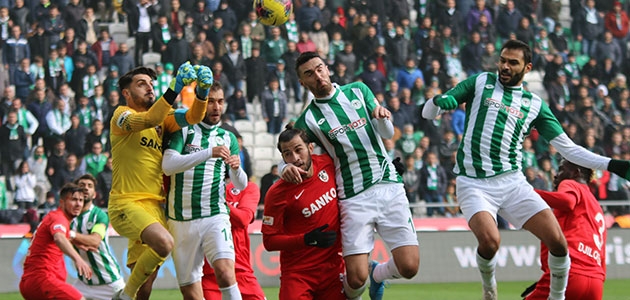 Konyaspor galibiyete hasret kaldı