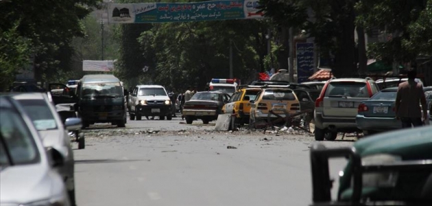 Afganistan’da yola yerleştirilen bomba patladı: 10 ölü