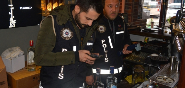 Adana’da 300 polisle yılbaşı öncesi kaçak ve sahte içki denetimi