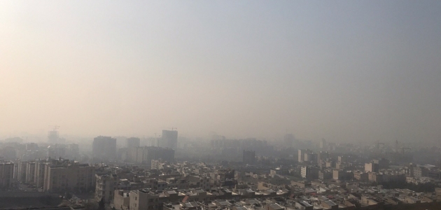 İran’da hava kirliliğinden etkilenen bin 541 kişi hastanelere başvurdu