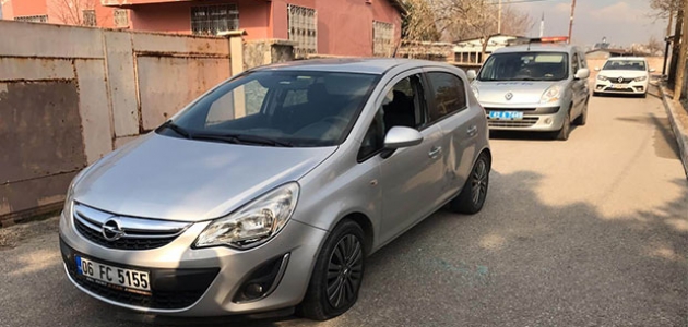 Konya’da hırsızlık şüphelisi polis aracına çarpıp yaya olarak kaçtı