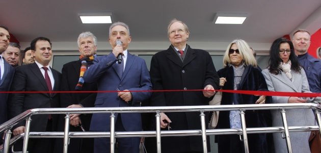 AB Delegasyon Başkanı Berger Konya’da okul açılışına katıldı