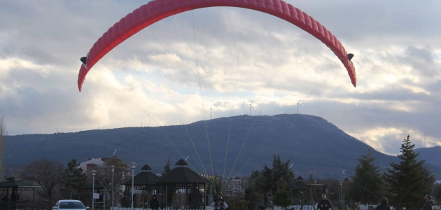 Beyşehir’e hava sporları kulübü kuruluyor