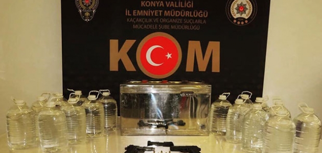 Konya’da çay kazanıyla kaçak alkol üreten 6 kişiye gözaltı