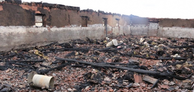 Konya’daki ahır yangınında zarar 1 milyondan fazla