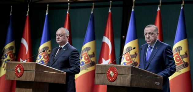 Erdoğan: Moldova’daki FETÖ okullarının Türkiye Maarif Vakfı’na devredilmesini bekliyoruz