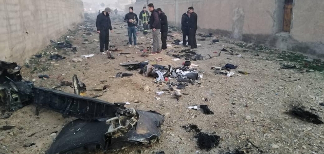 İran’da yolcu uçağı düştü: Çok sayıda ölü var