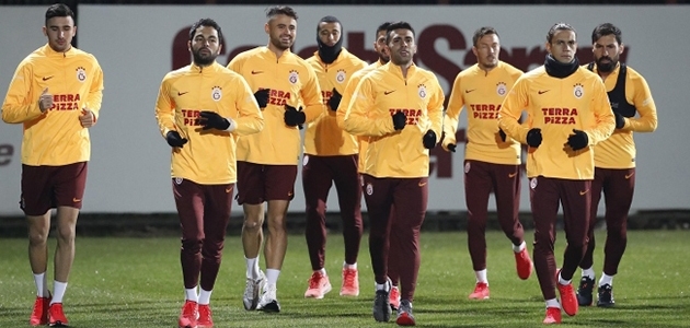 Galatasaray’ın kamp kadrosunda Onyekuru yer almadı!