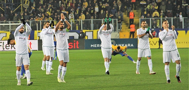 Konyaspor 11 hafta sonra 3 puana kavuştu