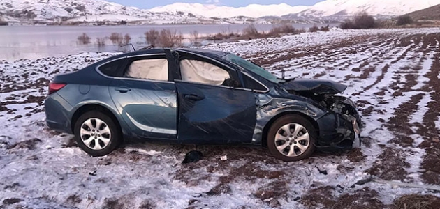 Malatya’da otomobil şarampole devrildi: 5 yaralı