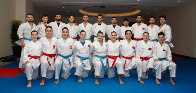 Milli karateciler, 7 madalyayla Paris’te zirvede yer aldı