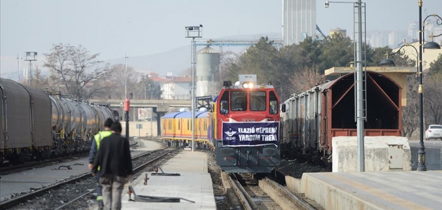 TCDD’nin yardım treni Elazığ’da