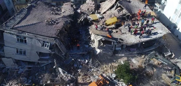 Elazığ’da depremin ardından hayat normale dönüyor