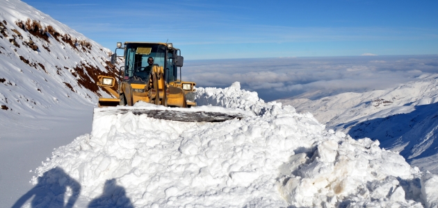 Sivas’ta 202 köye kar nedeniyle ulaşım sağlanamıyor