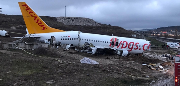 İstanbul Valisi’nden pistten çıkan uçakla ilgili açıklama