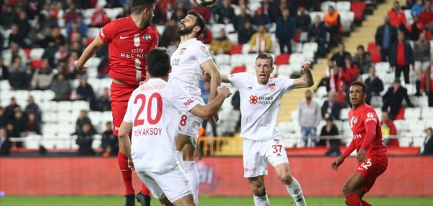 Süper Lig lideri Sivasspor’un ’boşu’ yok