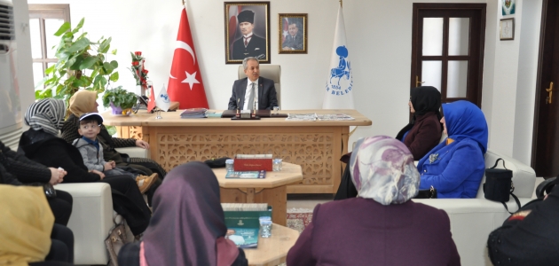 AK Parti Konya İl Kadın Kolları Başkanı’ndan, Başkan Akkaya’ya ziyaret