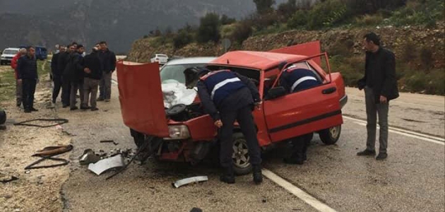 Antalya’da trafik kazaları: 1 ölü, 6 yaralı