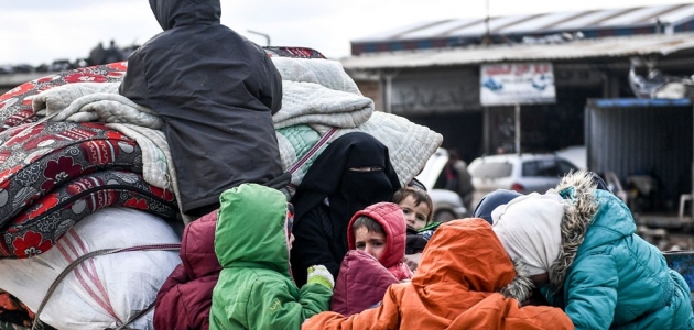 İdlib’den Türkiye sınırına göç devam ediyor