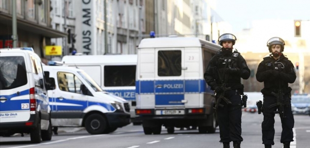 Almanya’nın Hanau kentinde silahlı saldırı: 11 ölü