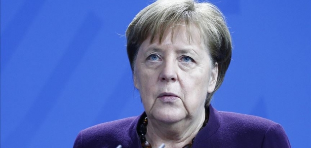 Merkel: Irkçılık bir zehirdir ve bu zehir toplumumuzda var