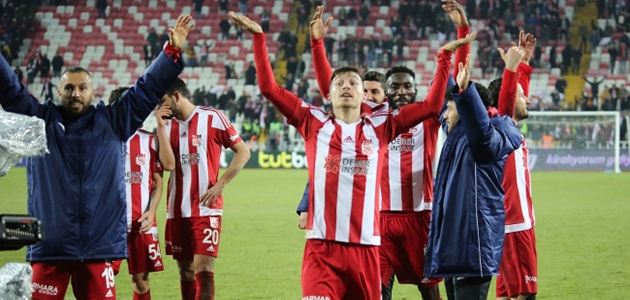 Sivasspor 29 hafta sonra penaltı kullandı