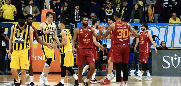 Galatasaray potada Fenerbahçe deplasmanında 9 yıl sonra kazandı