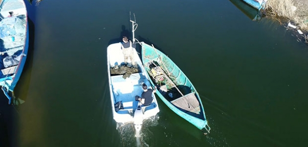 Beyşehir Gölü’nde yasa dışı elektroşokla avcılık yapanlara göz açtırılmıyor