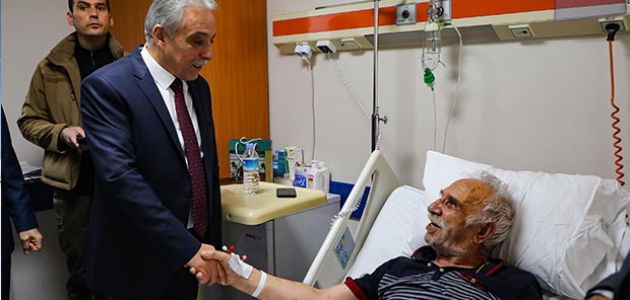 Konya Valisi Toprak’tan hastane ziyareti