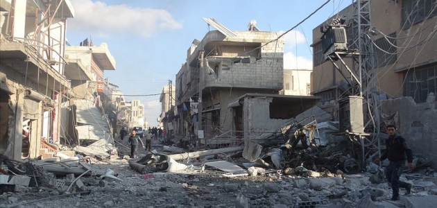 Esed rejimi ve Rusya’dan İdlib’deki sivil yerleşimlere saldırı: 12 ölü