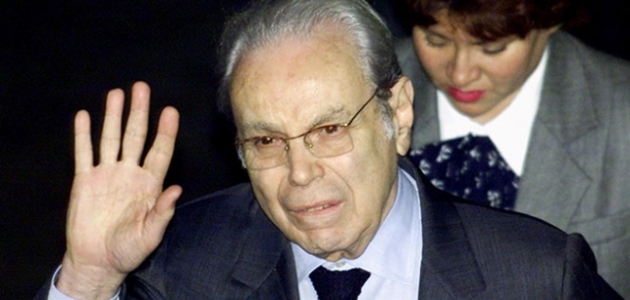 Eski BM Genel Sekreteri Javier Perez de Cuellar hayatını kaybetti