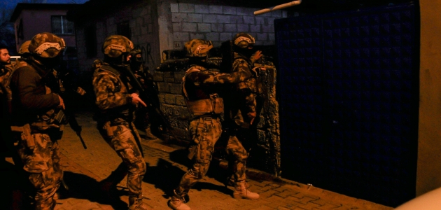 Adana’da terör operasyonu: 7 gözaltı