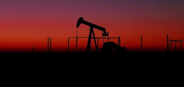 Brent petrolün varili 38,16 dolar