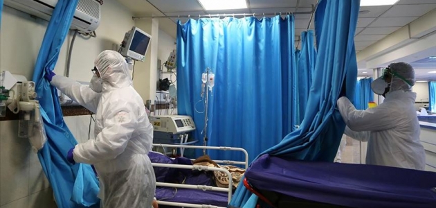 Yunanistan’da yeni tip koronavirüs nedeniyle ilk ölüm