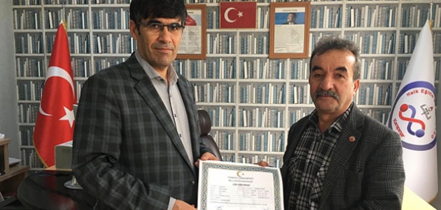 Konya’da emekli vatandaş 62 yaşında lise diploması aldı